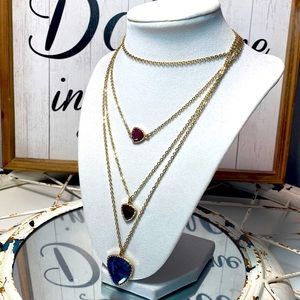 🎁 3 for $15. Ann Taylor Loft 3 layered dainty chain triangular stones necklace